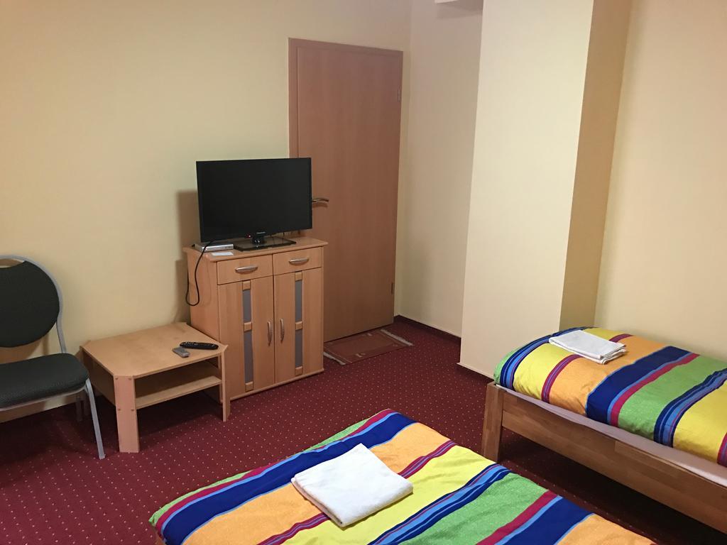 Pension Rialto Staufenberg  ภายนอก รูปภาพ